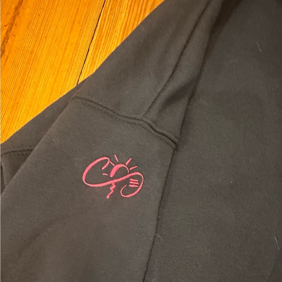 Island Life women’s cropped sweatshirt medium brand new! Beachwear - Picture 3 of 4